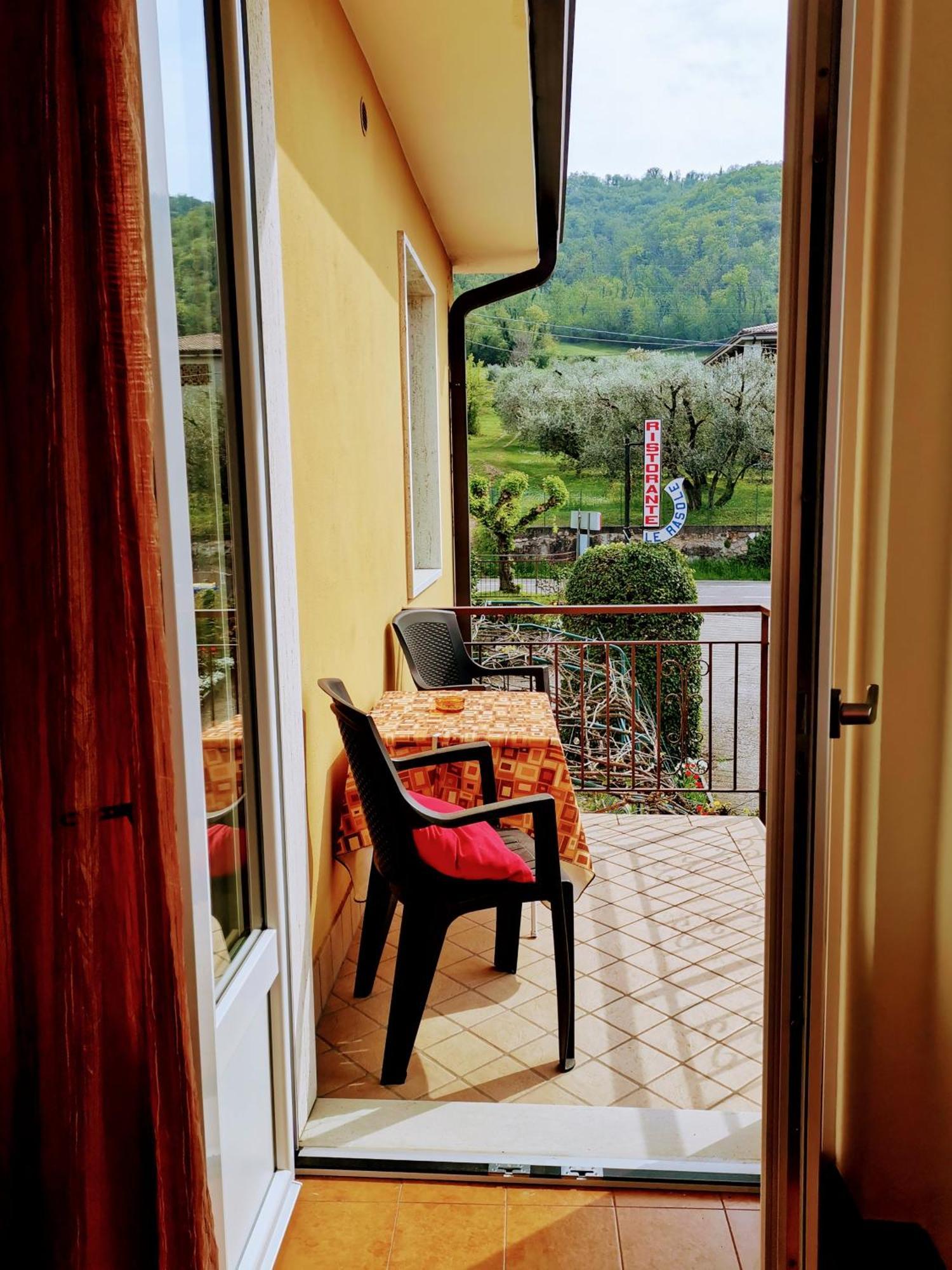 Ristorante Le Rasole Hotel Garda  Exterior photo